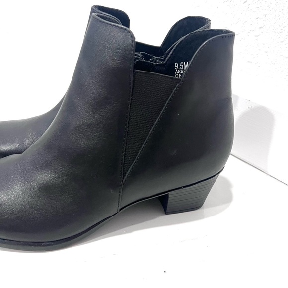 Munro Classic Jackson Chelsea Boots in black leather Ankle Boots 9.5 - Picture 5 of 10